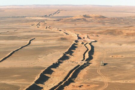 Western Sahara - The 'Moroccan Wall' running from north to south separating the Morocco and SADR controlled parts of Western Sahara