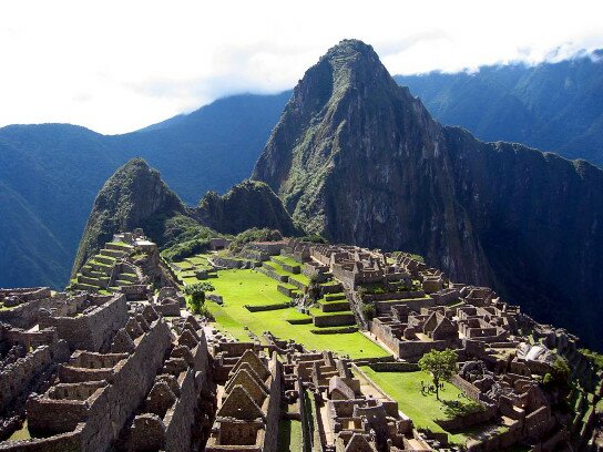 Although the capital of the Inca empire was in Cuzco, Mach Picchu is probably the most iconic monument of the Inca civilization.